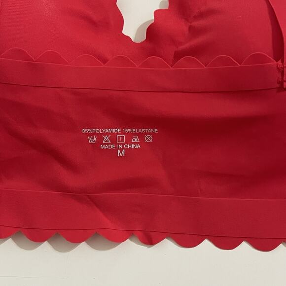 Seamless Soft Padded Red T-Shirt Bra Size M Scallop Trim Adjustable Longline NEW - Picture 9 of 11